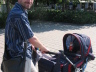 Uferpromenade Überlingen mit Vater, Kinderwagen und Nele